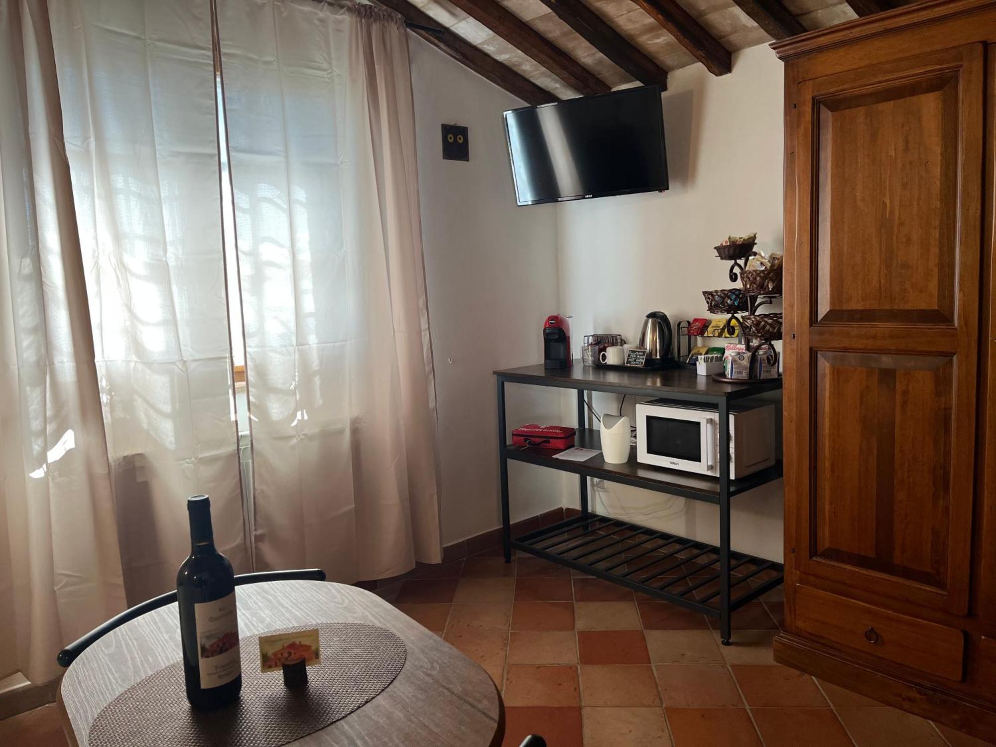 Agriturismo Le Querciole In Val D'Orcia Bagno Vignoni Ruang foto